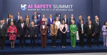 AI Safety Summit: чим лякав Ілон Маск і до чого закликав король Чарльз на саміті про ШІ