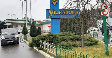 Не на замке. Как уменьшить километровые очереди на границе с Польшей