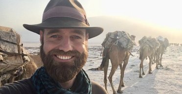 "Став мудрішим": чоловік залишив дружину вдома на 10 років, щоб подорожувати по світу (фото)