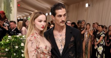 Солист Måneskin Дамиано Давид дебютировал на Met Gala 2024 в компании Дав Кэмерон