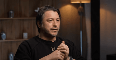 "Все ж таки троє дітей": Притула розповів про дружину, майбутнє сина та доходи під час війни (фото, відео)