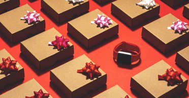 Новогодние подарки для всех: где в Украине можно купить гаджеты со скидкой