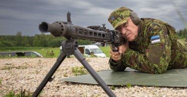 Как русских нужно ставить на место: советы от президента Эстонии