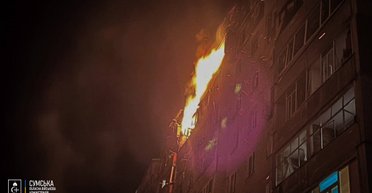 ВС РФ попали в многоэтажку в Сумах: много пострадавших, среди них есть дети (фото)