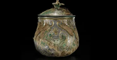 Вообще не из Европы: ученые раскрыли неожиданную тайну самого большого сокровища Великобритании (фото)