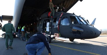 Албания стала новым оператором американских вертолетов UH-60 Black Hawk (видео)