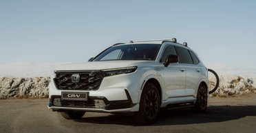 Honda CR-V превратили в недорогой и уютный автодом для двоих (фото)