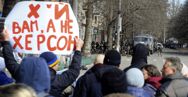 Оккупанты готовят "референдум". Но пойдут за российским кораблем