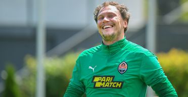 Андрей Пятов: "Если игрок ставит себя  выше команды, с футболом он закончит быстро"