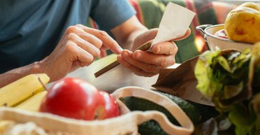 Плохой урожай, блэкауты, война. Что влияет на цены и подорожают ли продукты осенью