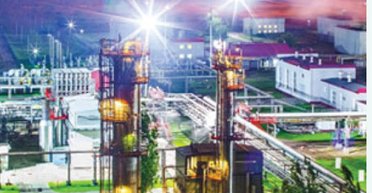 Горит завод "Лукойла": Волгоградскую область РФ атаковали беспилотники, — росСМИ (видео)