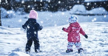 "Хай всі знають": мати провчила 8-річну дочку, яка не хотіла одягатися (відео)