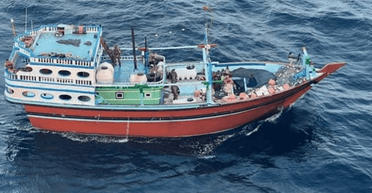 "Морские котики" США перехватили ракетные компоненты Ирана, направлявшиеся к хуситам в Йемене (фото)