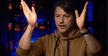 Притула назвав дозвіл на виїзд молодим чоловікам "марнотратством": нардеп йому відповів