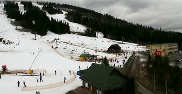 Реанимировали 40 минут: на горнолыжном курорте во Львовской области погиб ребенок