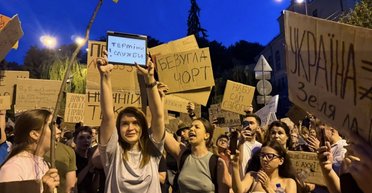 "Не можна ігнорувати те, що відбувається": Безугла відповіла на критику і тролінг (відео)