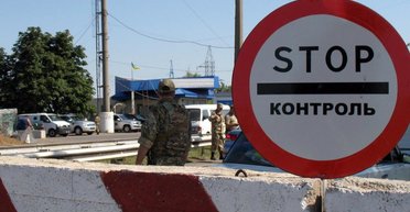 Якщо водія зупиняють на мобільному блокпості: чи має право ТЦК вручити повістку