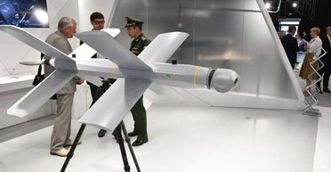 "Ланцет" на Майдані: чому поява дрона в центрі Києва — це не війна, а пропаганда