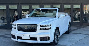 Японский эксклюзив: Toyota выпустила роскошный внедорожный кабриолет (фото)