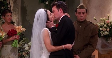 Ніколи не міг забути її: кого все життя кохав Меттью Перрі