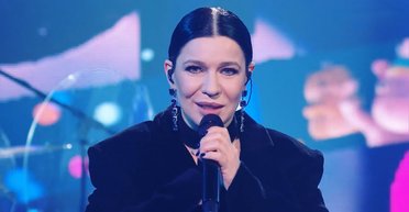 Убрала упоминание об Украине: певица Елка изменила текст своей песни "Прованс" (видео)