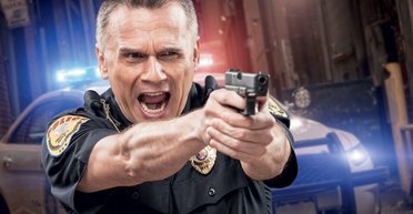 Откройте! Полиция! Почему общество оказалось не готово к крайним мерам со стороны полицейских