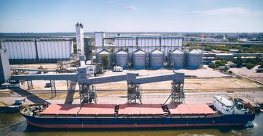 Судна прибувають у порти "Великої Одеси" українським зерновим коридором (карта)