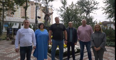 "Слуги народу" Коцюбинського просять Зеленського захисту від забудовників Кличка
