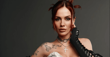 "У меня серьезные нюансы": известной певице будут делать срочную операцию (фото)