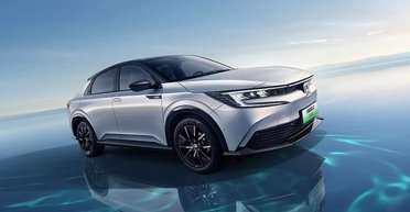 Цена $22 000 и запас хода более 500 км: Honda представила доступные электрокроссоверы (фото)