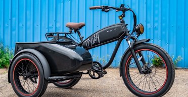 Семейный вариант: в США создали оригинальный электровелосипед с коляской (фото, видео)