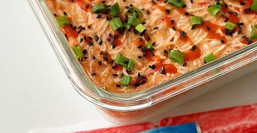 Запечений суші-торт: швидка та смачна альтернатива класичній страві