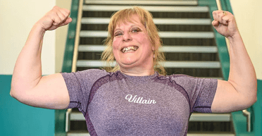 "Найсильніша бабуся": британка в 63 роки вирішила стати пауерліфтеркою (фото)