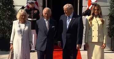 Трамп зустрівся з королем Чарльзом III і майже одразу порушив монарший протокол: що він зробив