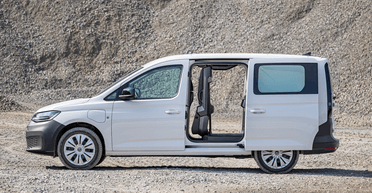 Volkswagen Caddy получил оригинальный вариант с "умными" креслами (фото)