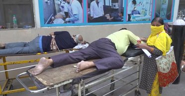 В Індії намагаються стримати спалах нового смертельного вірусу, — The Washington Post