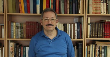 Традиционная школа учит молчать, обманывать и ненавидеть, — Алексей Греков