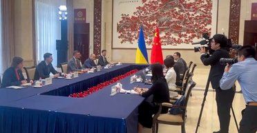 Китай заверил, что не будет предоставлять оружие России для ведения войны против Украины, — МИД