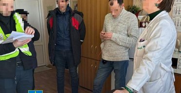 Продавали фейковые "диагнозы" уклонистам за 3 тысячи долларов: в Киеве будут судить 10 врачей