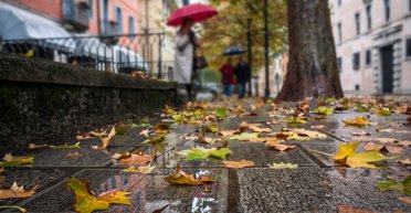 Дощі, грози та зниження температури: яку погоду прогнозують на початку жовтня