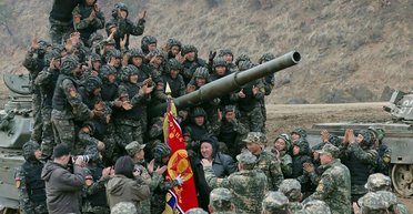 "Торгівля гарматним м'ясом": КНДР може легко надати 12 000 бійців РФ, — Defense Express