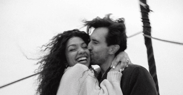 "Моя любов": донька Джеймі Фокса виходить заміж (фото)