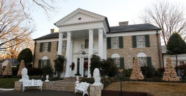 Женщина пыталась выставить на аукцион имение Элвиса Пресли: ей грозит тюрьма