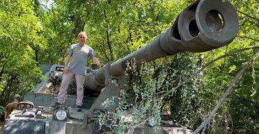 Хочет помочь "бороться с Путиным": британский экс-депутат служит в рядах ВСУ