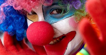 Антигибрис. Почему украинская власть производит впечатление безумцев