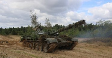 Лукашенко заявил о переброске "трети армии" к границе с Украиной: в ГПСУ отреагировали