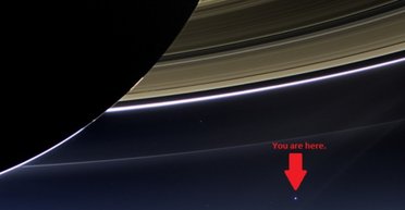 Рівно 12 років тому Земля посміхнулася Сатурну: як з'явилася знаменита фотографія NASA (фото)