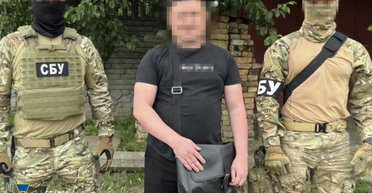 "Засветили" вертолет и позиции ВСУ: СБУ задержала администраторов Telegram-каналов (фото)