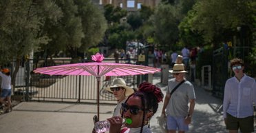 На Европу опускается адский тепловой купол: как изменится погода (видео)