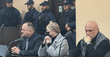 "Чувствую себя очень плохо": Тимошенко пришла в суд в маске и заявила о высокой температуре